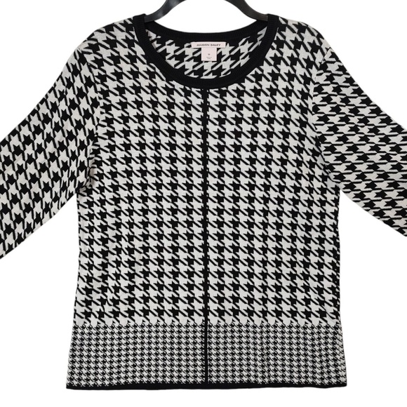 Allison Daley Sweaters - Allison Daley - Houndstooth Sweater | Medium